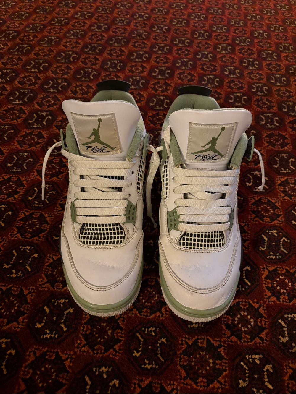 Jordan 4 Seafoam colorway